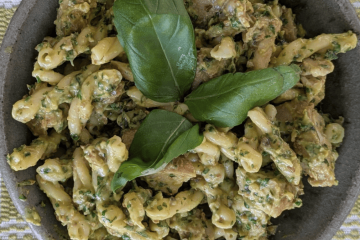 Avocado Pesto Chicken Pasta: A Weeknight Idea From Our Kitchen